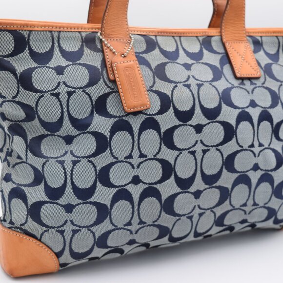 VINTAGE 2001 Coach Signature "C" Denim Blue Jacquard Canvas Tote - Picture 3 of 16